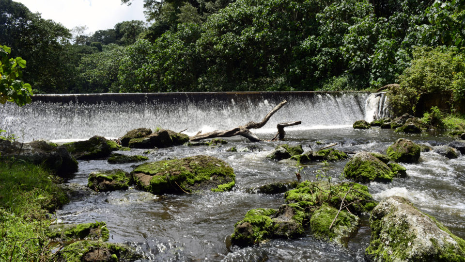 Water-Stores-From-Mountains